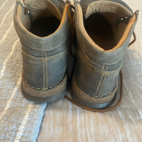 Born Men's Brock Moc Toe Chukka gray Distressed Size 8 ankle lace up boots - Picture 6 of 7